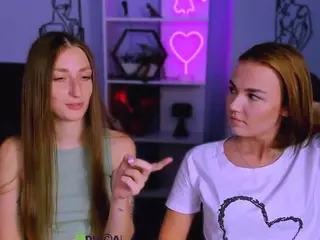 dina-4u's Live Sex Cam Show