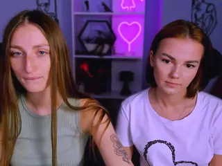 dina-4u's Live Sex Cam Show