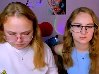 dina-4u's Live Sex Cam Show