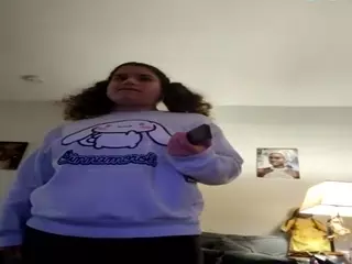 EllyGcutie's Live Sex Cam Show