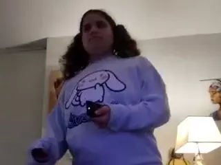 EllyGcutie's Live Sex Cam Show