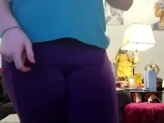 EllyGcutie's Live Sex Cam Show