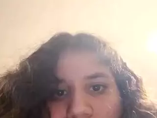 EllyGcutie's Live Sex Cam Show