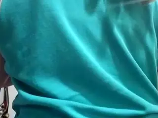 EllyGcutie's Live Sex Cam Show