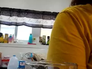 EllyGcutie's Live Sex Cam Show