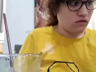 EllyGcutie's Live Sex Cam Show