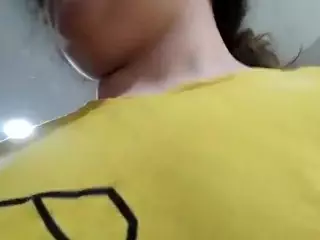 EllyGcutie's Live Sex Cam Show