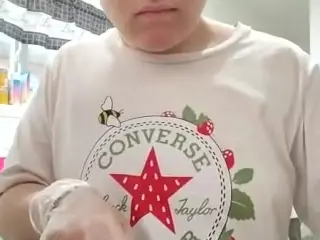 EllyGcutie's Live Sex Cam Show