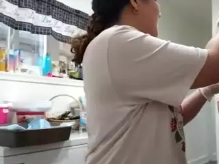EllyGcutie's Live Sex Cam Show