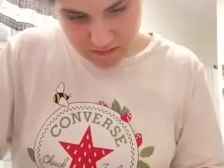 EllyGcutie's Live Sex Cam Show