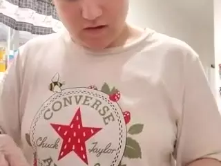 EllyGcutie's Live Sex Cam Show