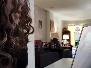 EllyGcutie's Live Sex Cam Show