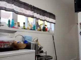 EllyGcutie's Live Sex Cam Show