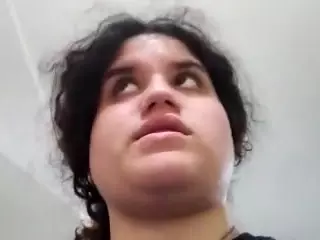 EllyGcutie's Live Sex Cam Show