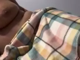 HoneyCam101's Live Sex Cam Show