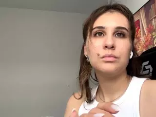 NeldaBiddy's Live Sex Cam Show