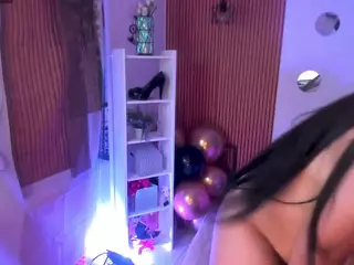 salmalopez's Live Sex Cam Show