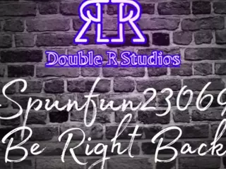 SPUNFUN23069's Live Sex Cam Show