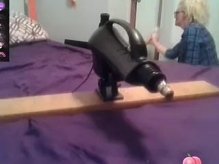 SPUNFUN23069's Live Sex Cam Show