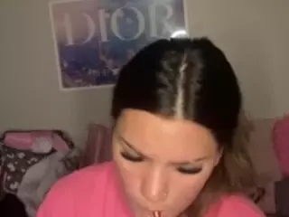 YOURMISTRESSbarbie's Live Sex Cam Show