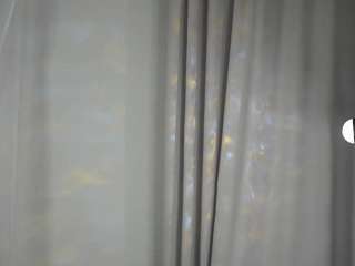 Live cam show with EleneEves