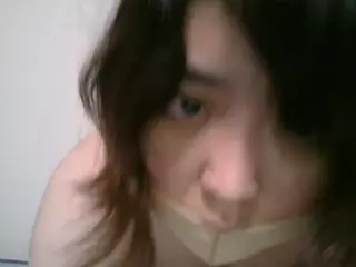 nikke-speech-impaired's Live Sex Cam Show