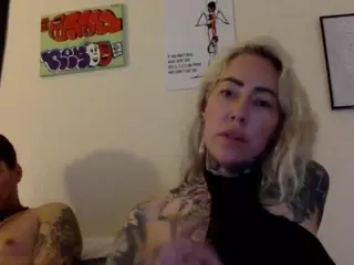PaigeSixx's Live Sex Cam Show