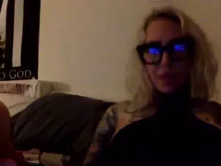 PaigeSixx's Live Sex Cam Show