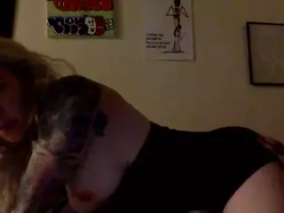 PaigeSixx's Live Sex Cam Show