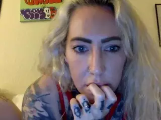 PaigeSixx's Live Sex Cam Show