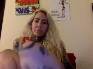 PaigeSixx's Live Sex Cam Show