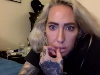 PaigeSixx's Live Sex Cam Show