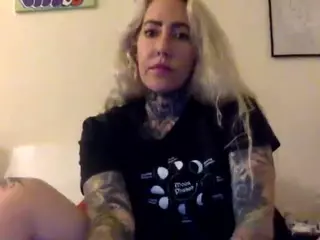 PaigeSixx's Live Sex Cam Show