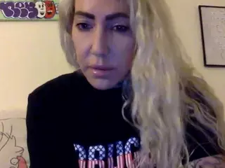 PaigeSixx's Live Sex Cam Show