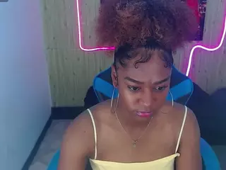 tayra-20's Live Sex Cam Show