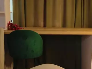 WildaHigbie's Live Sex Cam Show