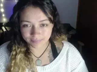 AliaGarcia's Live Sex Cam Show