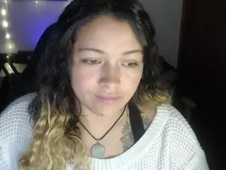 AliaGarcia's Live Sex Cam Show