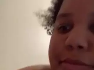 bella-rose2's Live Sex Cam Show