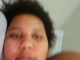 bella-rose2's Live Sex Cam Show