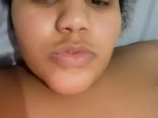 bella-rose2's Live Sex Cam Show