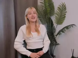 ElletteBurland's Live Sex Cam Show