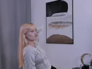 ElletteBurland's Live Sex Cam Show