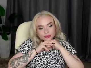 ErleneFears's Live Sex Cam Show