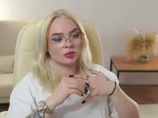 ErleneFears's Live Sex Cam Show