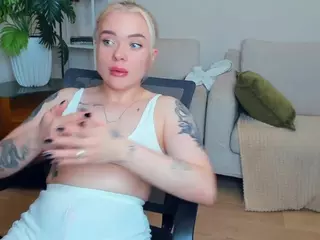 ErleneFears's Live Sex Cam Show