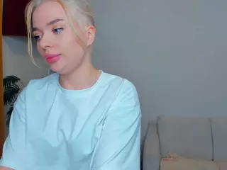 ErleneFears's Live Sex Cam Show