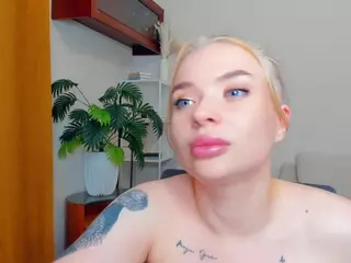 ErleneFears's Live Sex Cam Show