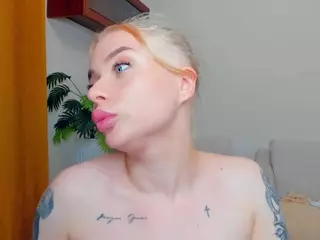 ErleneFears's Live Sex Cam Show