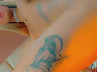 isabellalatingirs's Live Sex Cam Show